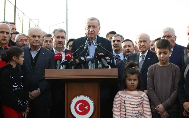 Erdogan: Li seraneserê Mereşê 12.683 kesan canê xwe ji dest dane