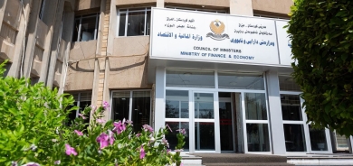 دوام رسمي في مصارف الإقليم الحكومية اليوم  لصرف مستحقات الفلاحين المتاخرة