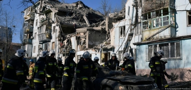 Russia's forces surround Bakhmut