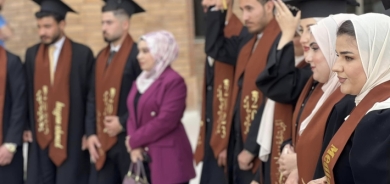 بدلاً من إقامة حفل تخرج .. عدد من طلبة جامعة كركوك يتبرعون بالمال لمشفى السرطان