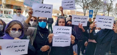 إيران على شفا أزمة على خلفية تسميم الطالبات