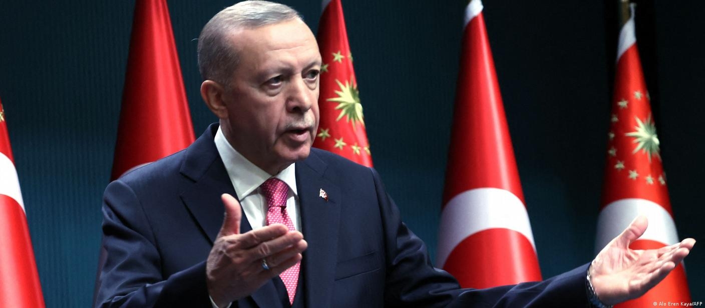 Erdogan calls early Turkish elections for May