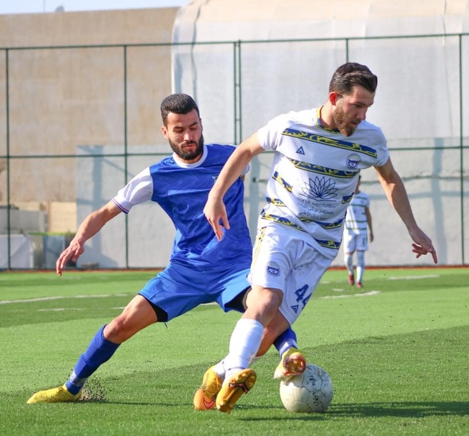 بروسك هه‌وڵى مانه‌وه‌ ده‌دات