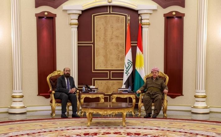 Serok Barzanî: Bi ti awayekî rê nayê dayîn ku xwîşk û birayên Êzdî bên piştguh kirin