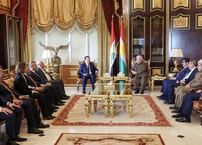 سەرۆك بارزانی نیوەڕۆخوانێکی بۆ سەرۆك وەزیرانی عێراق ساز كرد