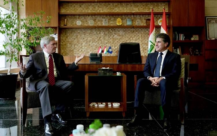 سەرۆك نێچیرڤان بارزانی لەگەڵ شاندێكی باڵای ئەمەریكی كۆبووەوە