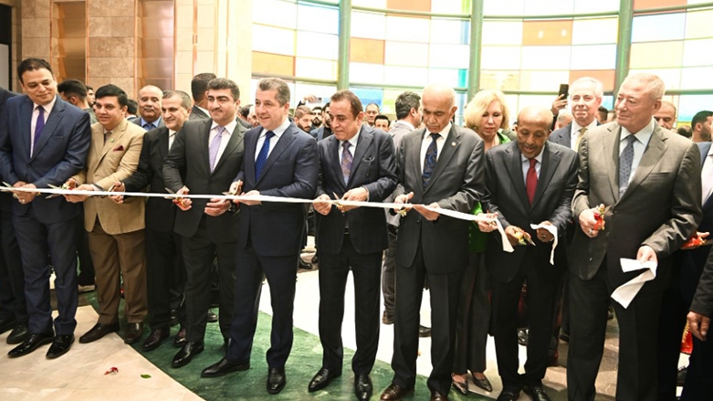 مسرور بارزاني يفتتح فندق حياة ريجينسي وگولان مول بأربيل