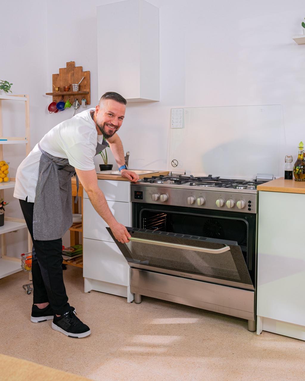 شێف حەیدەر دیک و سامسۆنگ هەڵمەتێك رادەگەیەنن