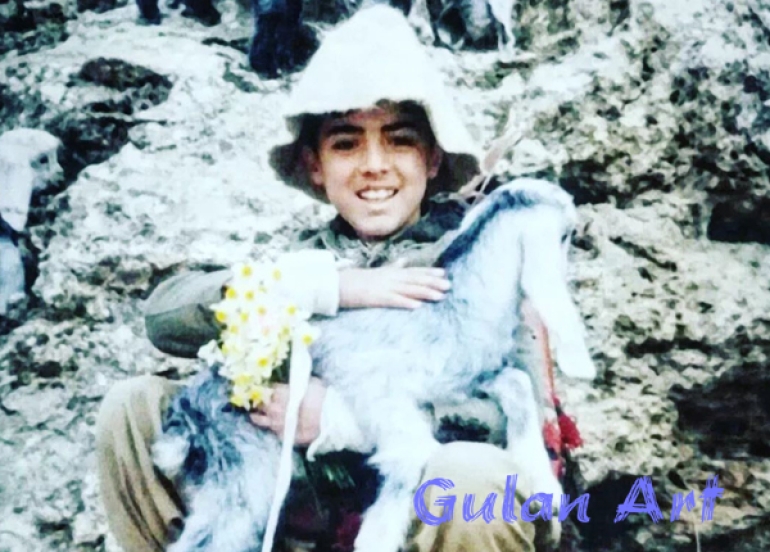 لە نەورۆزدا (گۆران ساڵح) بە وێنەیەكی منداڵیی پیرۆزبایی دەكات