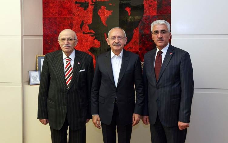 Parlamenterê berê yê AKPê beşdarî CHPê bû