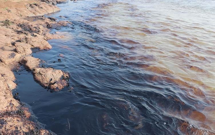 Li Êlihê boriya xeta petrolê qul bû