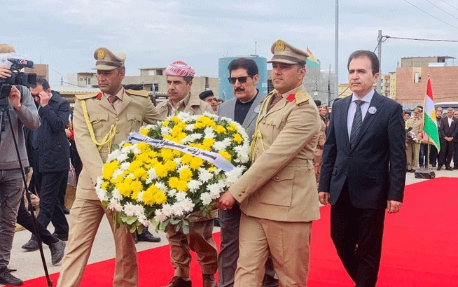 ب ئاماده‌بونا نوینه‌رێ سه‌روك بارزانى و ژماره‌كا به‌رپرسێن میرى و حزبى و جه‌ماوه‌رێ ئیدارا سه‌ربه‌خۆ یا زاخۆ، ته‌رمێ فه‌رمانده‌ محه‌مه‌دخالد بۆسەلى ل زاخۆ هاته‌ ڤه‌شارتن.