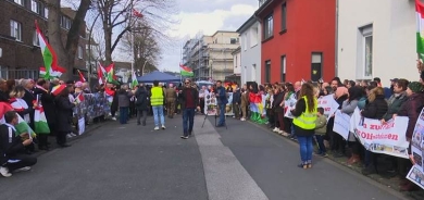 KOLN - Li ber konsulxaneya Tirkiyê komkujiya Cindiresê hat protestokirin