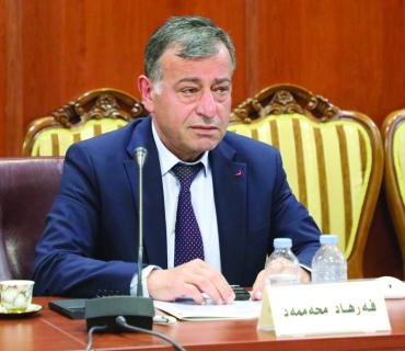 فەرهاد محەمەد  ئەندامی بەشی ڕۆشنبیری و ڕاگەیاندنی پارتی دیموكراتی كوردستان:     هەتا هەڵە و تاوانەكانی ناو مێژووی بزاڤی ڕزگاریخوازیمان ڕاست نەكەینەوە ئینتیمای نەتەوەیی و نیشتمانیمان لەو پەتا كوشندەیە ڕزگاری نابێت كە تووشی بووە