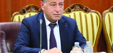 فەرهاد محەمەد  ئەندامی بەشی ڕۆشنبیری و ڕاگەیاندنی پارتی دیموكراتی كوردستان:     هەتا هەڵە و تاوانەكانی ناو مێژووی بزاڤی ڕزگاریخوازیمان ڕاست نەكەینەوە ئینتیمای نەتەوەیی و نیشتمانیمان لەو پەتا كوشندەیە ڕزگاری نابێت كە تووشی بووە