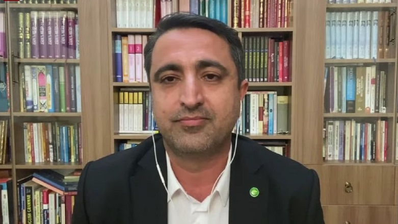 Berdevkê HUDA PARê: Em dixwazin bi rêya siyasetê pirsa Kurd bi hikûmetê bidin qebûlkirin