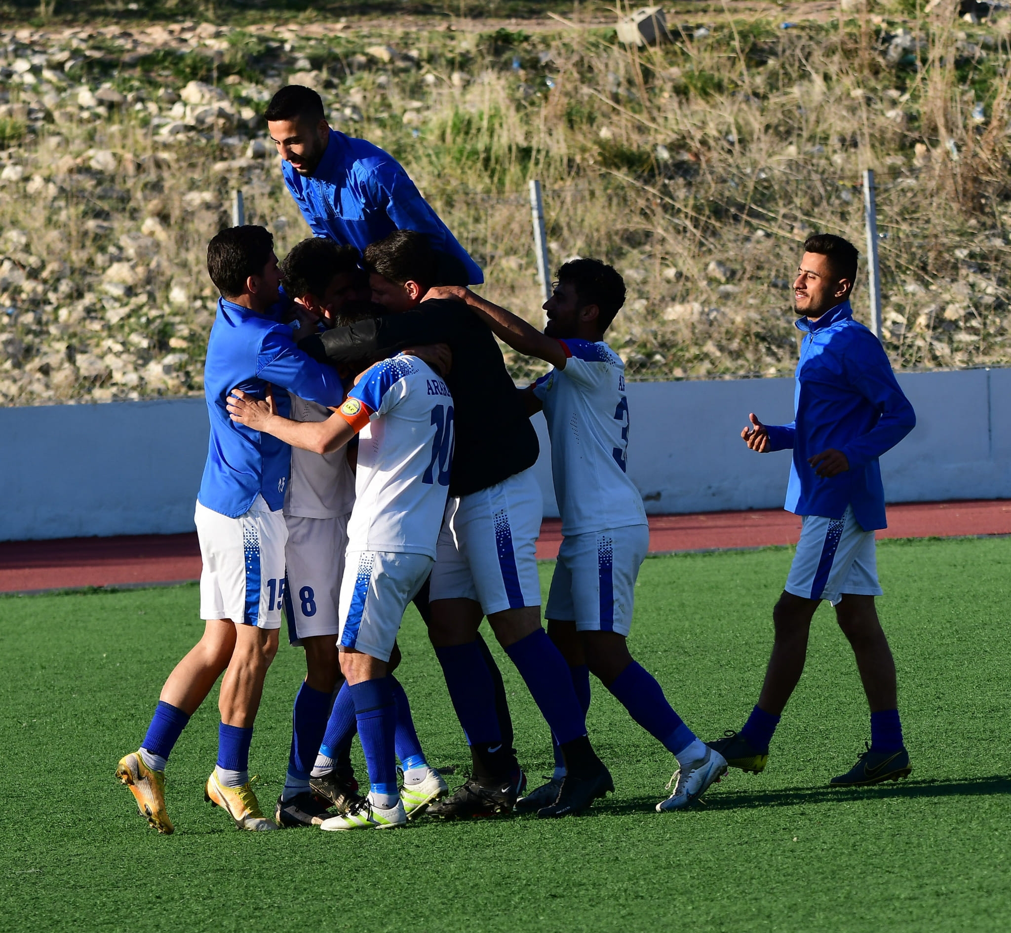 ئارارات به‌ كۆمه‌لێك گرفته‌وه‌ چاوی له‌ نازناوه‌