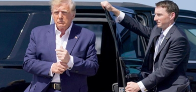 ترمب يسلم نفسه الثلاثاء... والجمهوريون يلتفون حوله