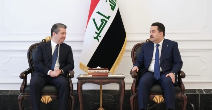 رئيس حكومة إقليم كوردستان يصل بغداد ويجتمع مع رئيس الوزراء الاتحادي