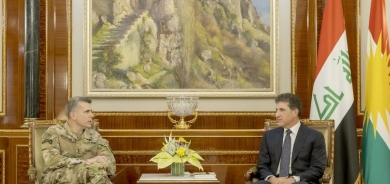 Serokê herêmê li gel Fermandarê hêzên hevpeymanan civiya