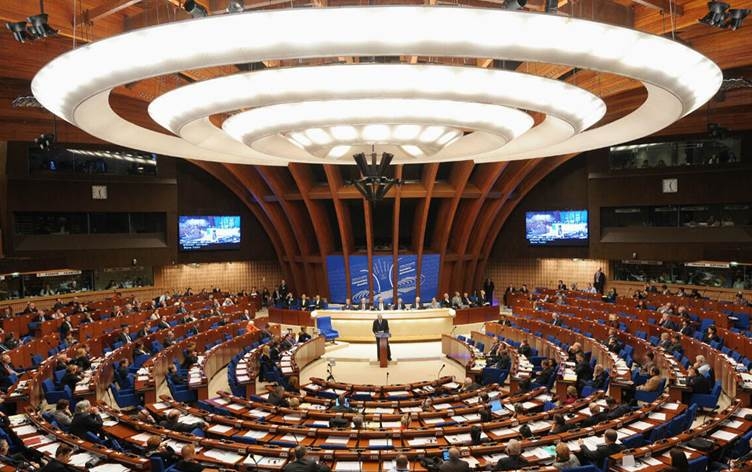 Li Konseya Ewropayê derbarê Tirkiyê de 480 doz hene