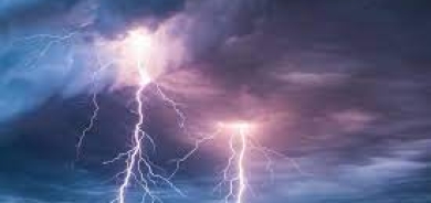 تحذيرات من الصواعق وتشكل السيول في مختلف مدن كوردستان والعراق