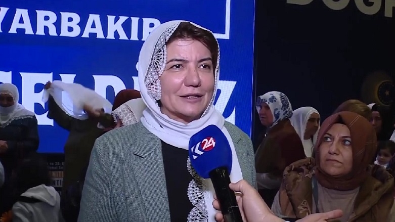 Namzeta AK Partiyê: Divê Kurd û Tirk wekî hevdu bin