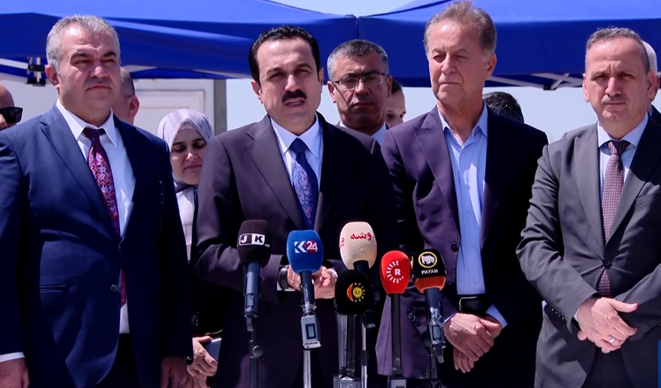 محافظ أربيل يضع الحجر الأساس لترميم شارع اربيل - خبات