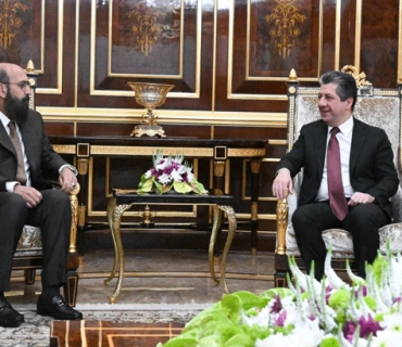 سەرۆکی حکوومەتی هەرێمی کوردستان پێشوازی لە میری ئێزدییان کرد و جەختیان لە لە جێبەجێکردنی ڕێککەوتننامەی شنگال کردەوە.