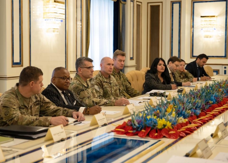 President Nechirvan Barzani chairs a meeting between the coalition forces and the Peshmerga Ministry