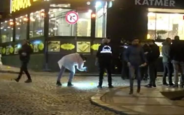 Li Stenbolê di êrişeke çekdarî de 2 kes hatin kuştin û 2 kes jî birîndar bûn