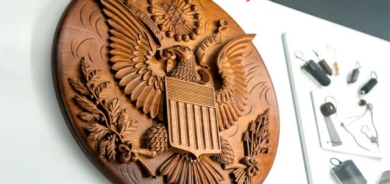 دیمەنە سەیرەكان  ساڵی 1945چـەنـد منداڵێكی ڕووسـی لـۆگۆی نیـشتیمانیی ئەمریكییەكانیان