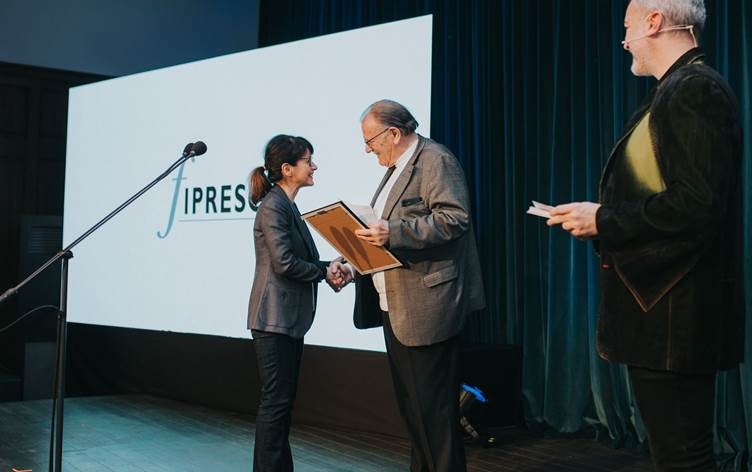 Fîlma “Kor Noktada” (Xala Kor)  Xelata Laleya Zêrîn wergirt