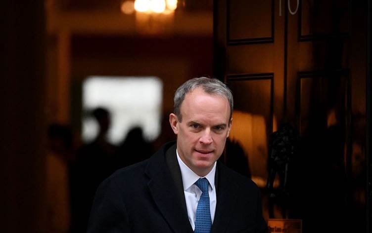 Cîgirê Serokwezîrê Brîtanyayê dest ji kar kişand