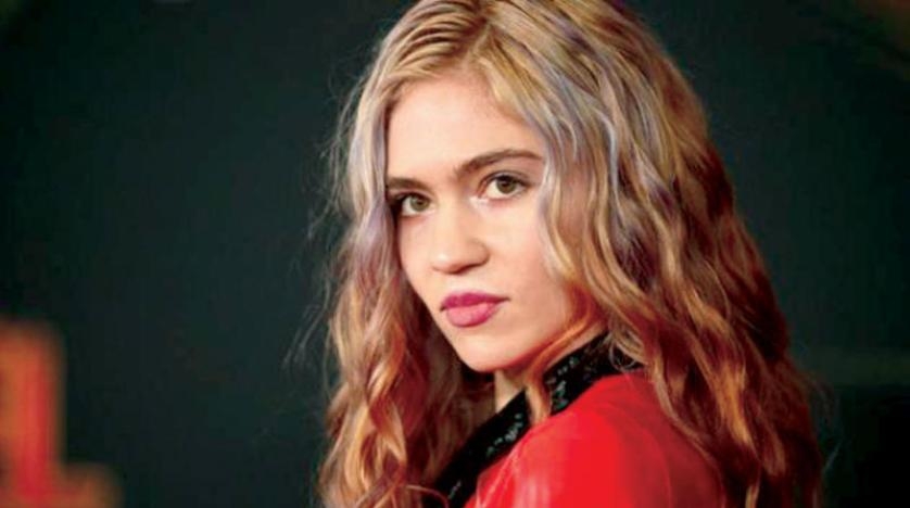 المغنية «غرايمز» تقبل استخدام صوتها بواسطة الذكاء الصناعي