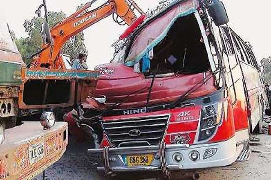 بەهۆی ڕووداوێکی هاتووچۆ حەوت کەس گیانیان لەدەستدا