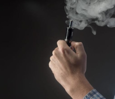 ئوسترالیا جگەرەی ئەلیکترۆنی قەدەغە دەکات