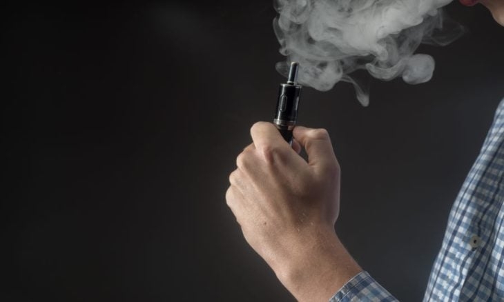 ئوسترالیا جگەرەی ئەلیکترۆنی قەدەغە دەکات