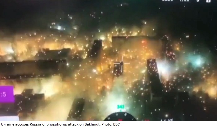 Ukraine accuses Russia of using white phosphorus in attack on Bakhmut