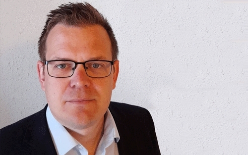 Profîsor Glên Erîk endrê dîzen bo gullan: şerrî rûsiya û okraniya karesatibare be çaopoşîn leweyi çon lêyi derrwanrêt