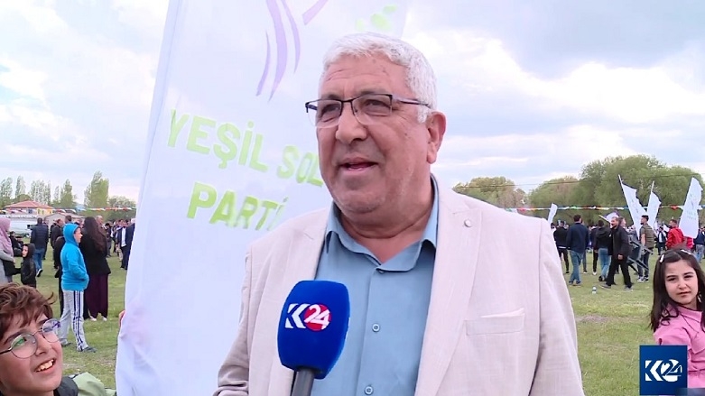 Namzedê YSPê yê Enqerê: Ji bo Kurdan kêşeya mezin pirsa Kurd e