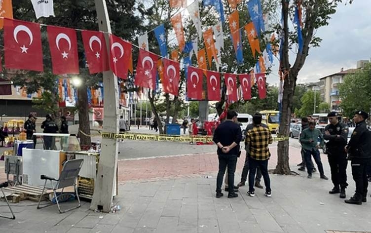 Li Dîlokê di navbera endamên AKP û CHPê de şer derket