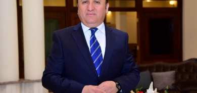 من زاد عليك في الخُلُق زاد عليك في الدين