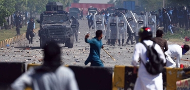 حبس عمران خان على ذمة التحقيق