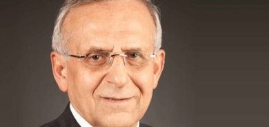 هوشەنگ ئەمیرئەحمەدی  تایبەتمەندی پەیوەندییە نێودەوڵەتییەكان لە زانكۆی ڕۆتگێرز بۆ گوڵان:     شەڕی ڕووسیا و ئۆكرانیا لە بەرژەوەندیی هەژموون و باڵادەستیی زیاتری ئەمریكایە