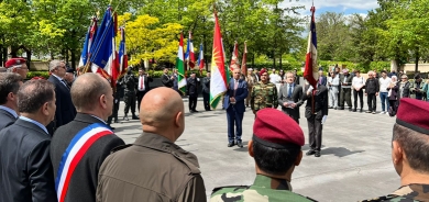 بهدف تعزيز العلاقات العسكرية بين أربيل وباريس.. وفد من وزارة البيشمركة يصل إلى فرنسا