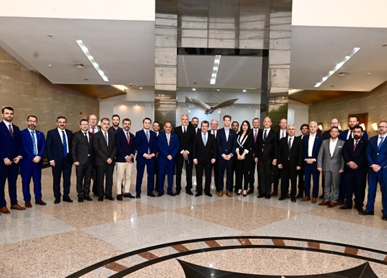 Prime Minister Barzani Holds Productive Meeting with German Delegation