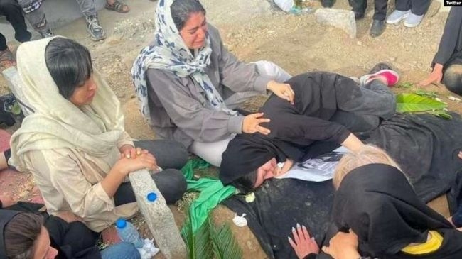 Li 6 bajarên Îranê xwepîşandan destpê kirin