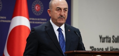 Çavuşoglu: Ger em bibêjin em ê hemû penaberên Sûrî bişînin, ne rast e