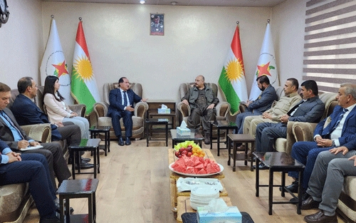 *شاندى پارتى دیموکراتى کوردستان سەردانى یەکێتى نەتەوەیى دیموکراتى کوردستان YNDK دەكات*